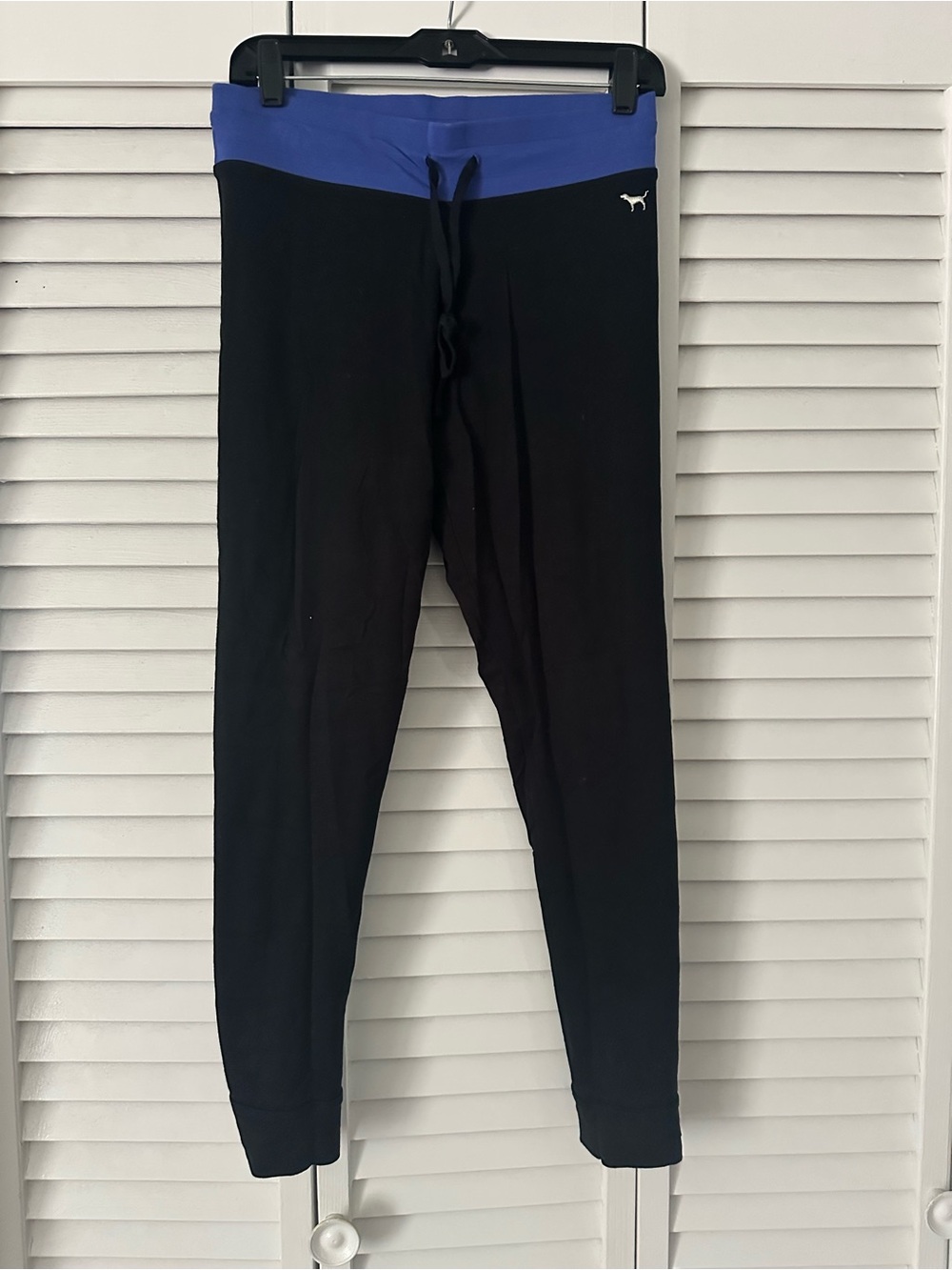 PINK Victoria's Secret Black Leggings with Royal Blue Waistband size medium